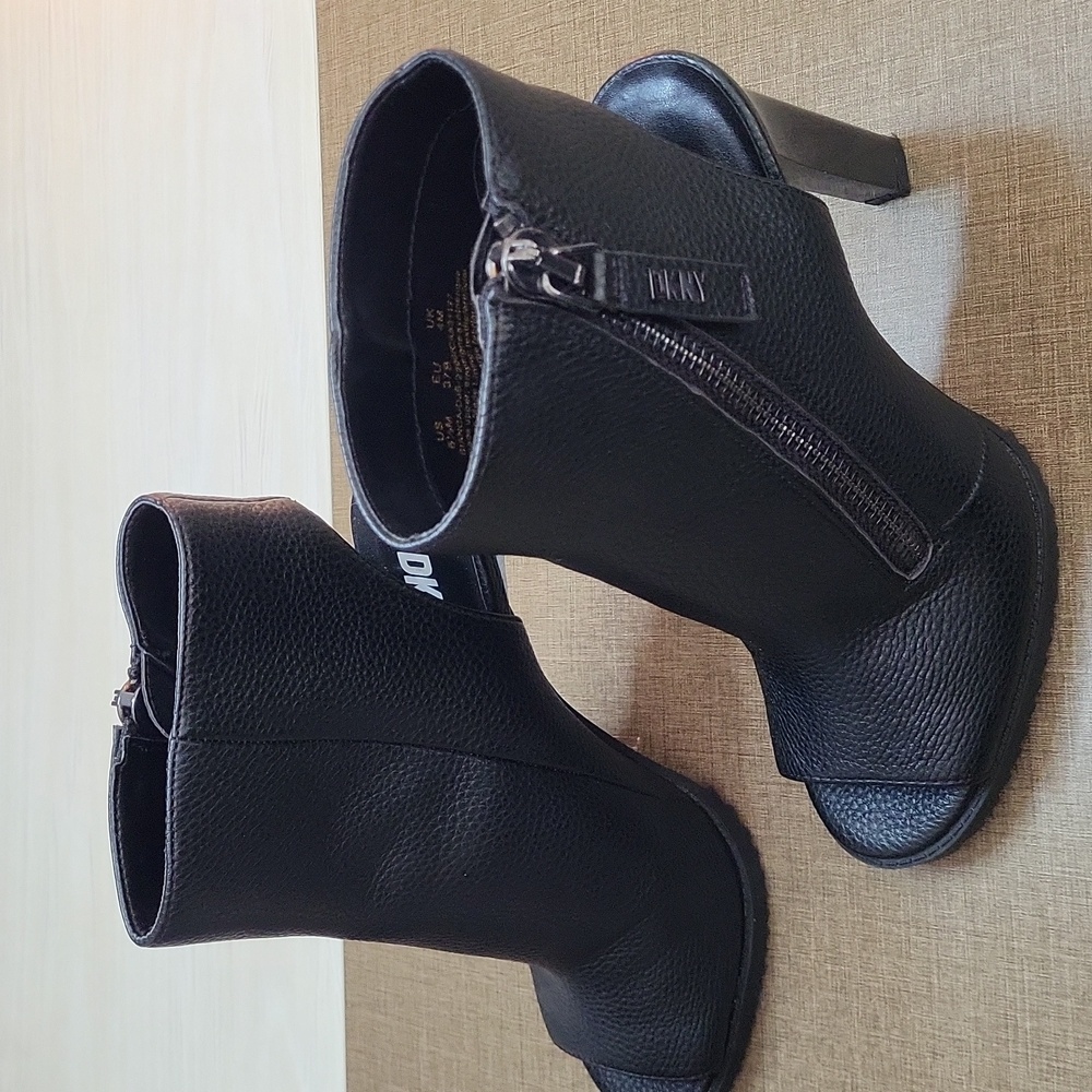 DKNY Black Peep-Toe Ankle Boots SZ6.5 - Picture 3 of 8